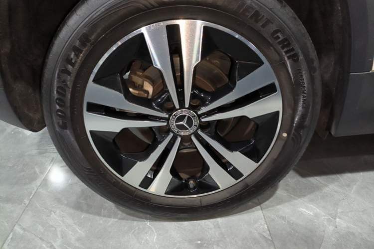 Used Mercedes-Benz GLA 2020 GLA 200 Right Rear Wheel Hub