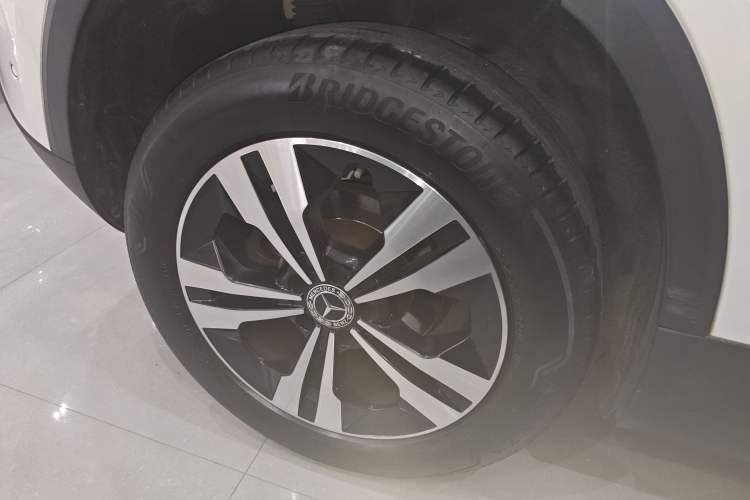 Used Mercedes-Benz GLA 2020 GLA 200 Right Rear Wheel Hub