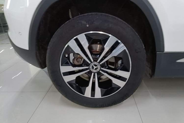 Used Mercedes-Benz GLA 2020 GLA 200 Right Rear Wheel Hub