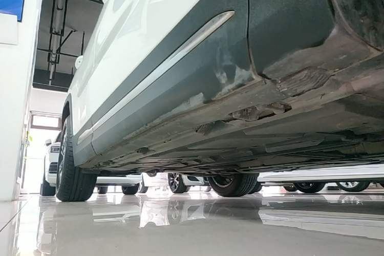 Used Mercedes-Benz GLA 2020 GLA 200 Right Side Sill