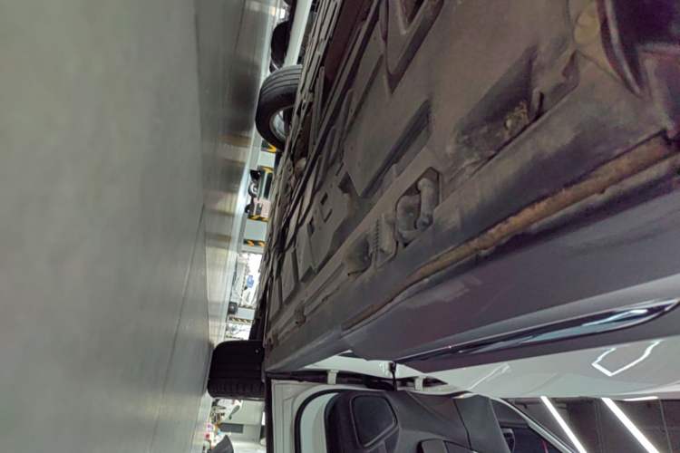 Used Mercedes-Benz GLA 2020 GLA 180 Right Side Sill