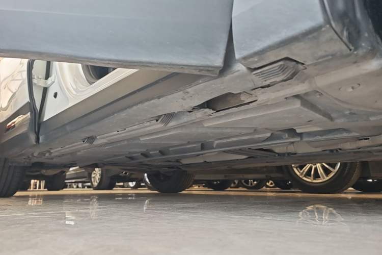 Used Mercedes-Benz GLA 2020 GLA 200 Right Side Sill