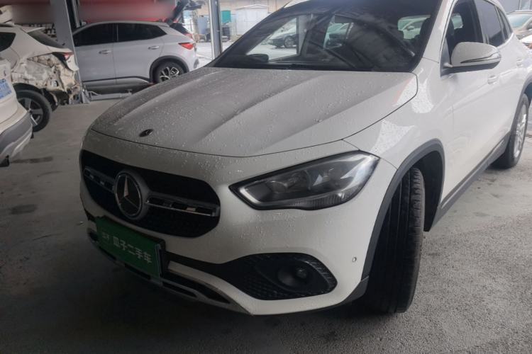 Gebrauchter Mercedes-Benz GLA 2020 GLA 180 Guazi used car, China used car export, Used car for sale, Used  cars, Cheapest cars for sale