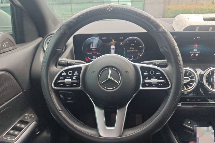 Used Mercedes-Benz GLA 2020 GLA 200 Steering Wheel