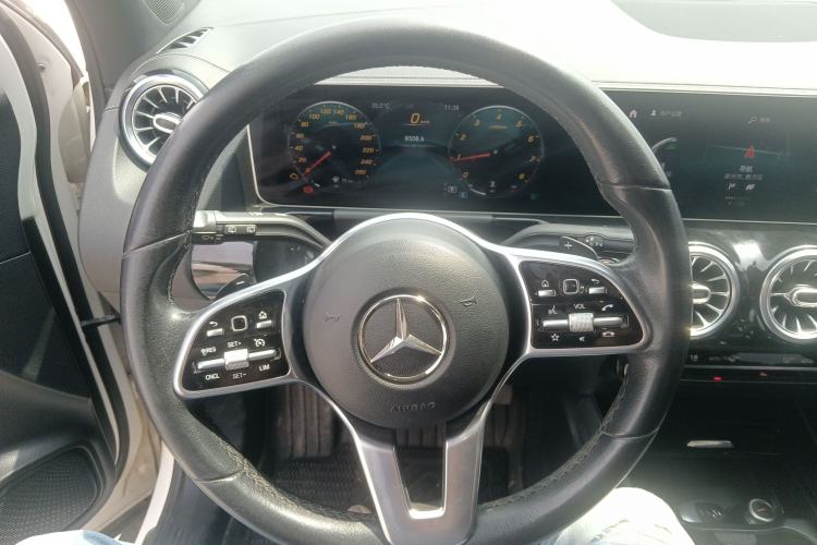 Used Mercedes-Benz GLA 2020 GLA 200 Steering Wheel