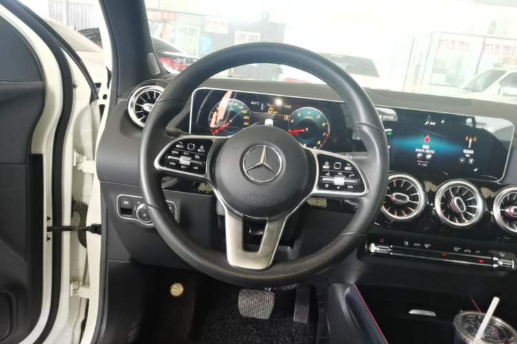 Used Mercedes-Benz GLA 2020 GLA 200 Steering Wheel