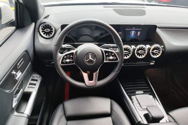 Used Mercedes-Benz GLA 2020 GLA 200 Steering Wheel