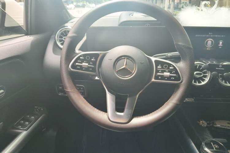 Used Mercedes-Benz GLA 2020 GLA 200 Steering Wheel