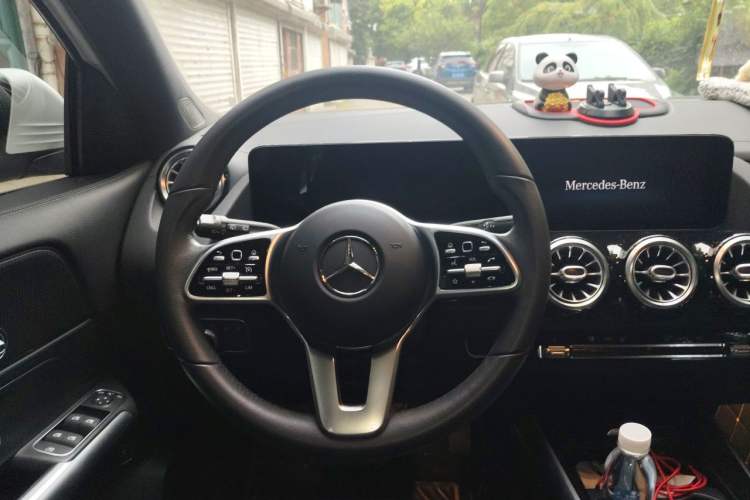 Used Mercedes-Benz GLA 2020 GLA 200 Steering Wheel
