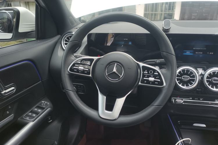 Used Mercedes-Benz GLA 2020 GLA 200 Steering Wheel