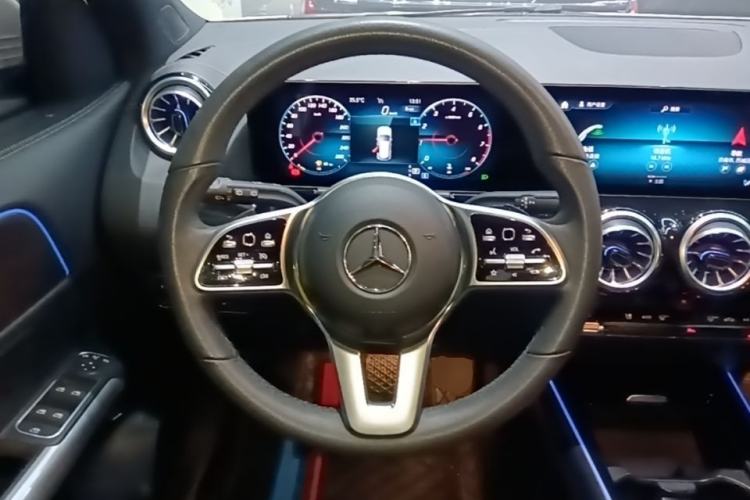 Used Mercedes-Benz GLA 2020 GLA 200 Steering Wheel