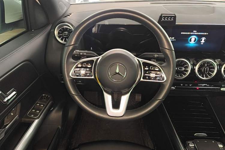 Used Mercedes-Benz GLA 2020 GLA 200 Steering Wheel