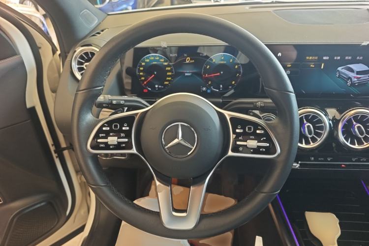 Used Mercedes-Benz GLA 2020 GLA 200 Steering Wheel