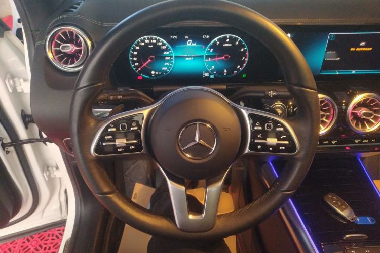 Used Mercedes-Benz GLA 2020 GLA 200 Steering Wheel