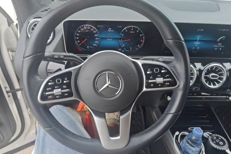 Used Mercedes-Benz GLA 2020 GLA 200 Steering Wheel