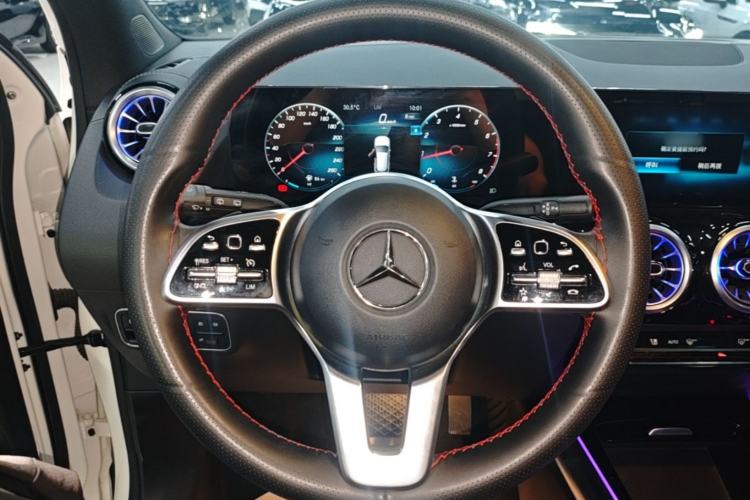 Used Mercedes-Benz GLA 2020 GLA 200 Steering Wheel