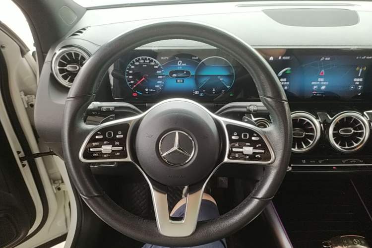 Used Mercedes-Benz GLA 2020 GLA 200 Steering Wheel
