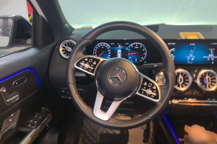 Used Mercedes-Benz GLA 2020 GLA 200 4MATIC Steering Wheel