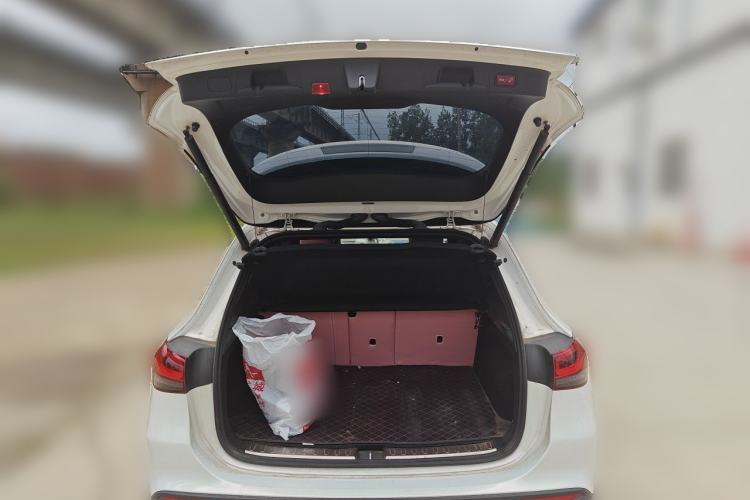 Used Mercedes-Benz GLA 2020 GLA 200 Trunk