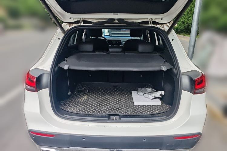 Used Mercedes-Benz GLA 2020 GLA 200 Trunk