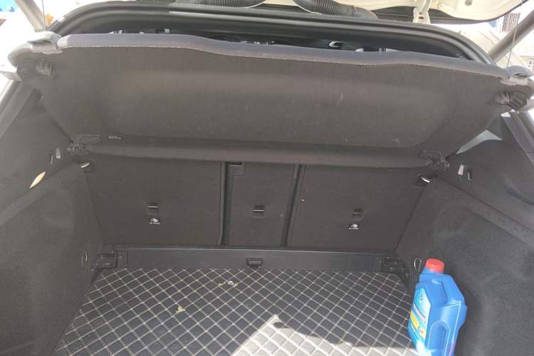 Used Mercedes-Benz GLA 2020 GLA 200 Trunk
