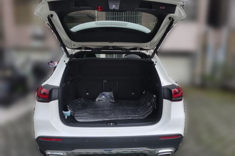 Used Mercedes-Benz GLA 2020 GLA 200 Trunk