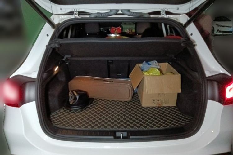 Used Mercedes-Benz GLA 2020 GLA 200 Trunk