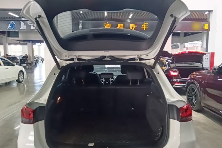 Used Mercedes-Benz GLA 2020 GLA 200 Trunk