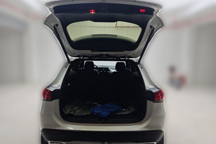 Used Mercedes-Benz GLA 2020 GLA 180 Trunk