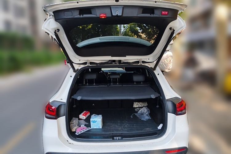 Used Mercedes-Benz GLA 2020 GLA 200 Trunk