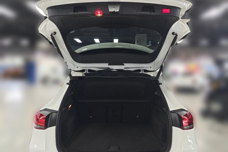 Used Mercedes-Benz GLA 2020 GLA 180 Trunk