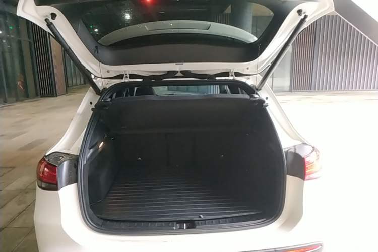 Used Mercedes-Benz GLA 2020 GLA 180 Trunk