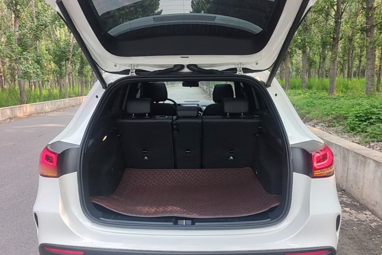 Used Mercedes-Benz GLA 2020 GLA 200 4MATIC Trunk