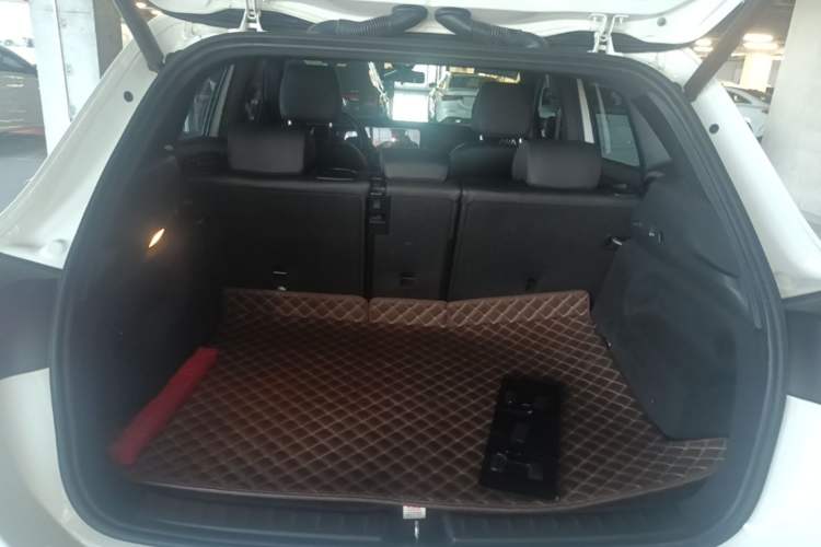 Used Mercedes-Benz GLA 2020 GLA 200 Trunk