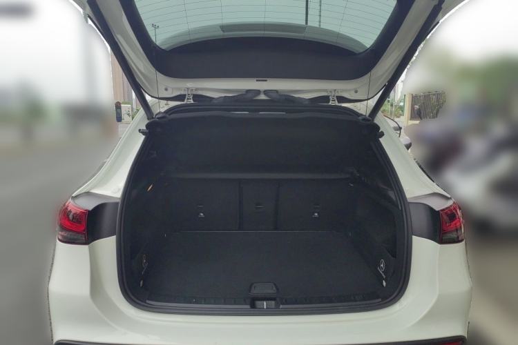 Used Mercedes-Benz GLA 2020 GLA 200 Trunk