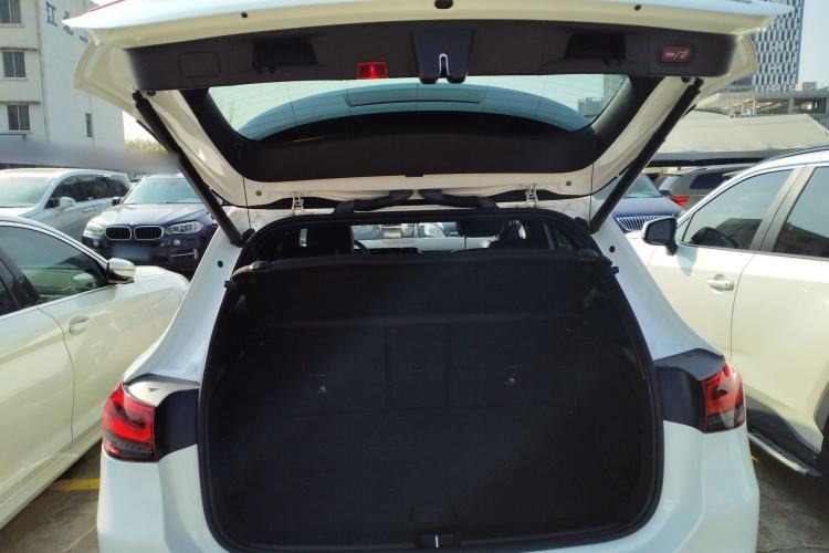 Used Mercedes-Benz GLA 2020 GLA 200 Trunk