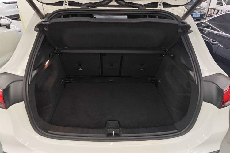 Used Mercedes-Benz GLA 2020 GLA 200 Trunk