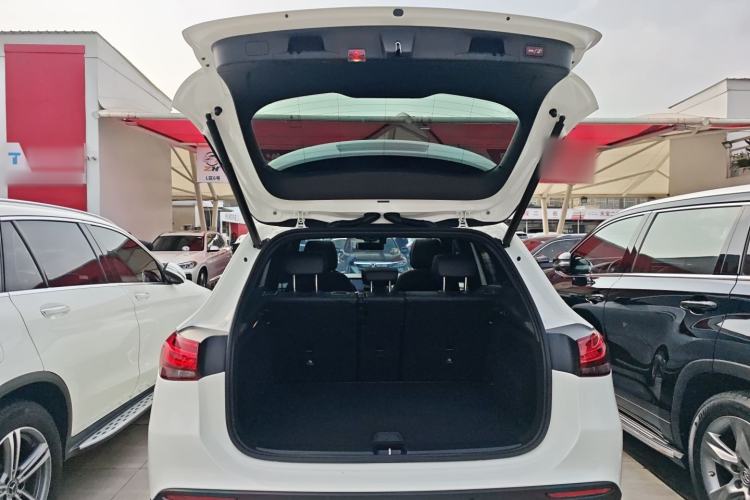 Used Mercedes-Benz GLA 2020 GLA 180 Trunk