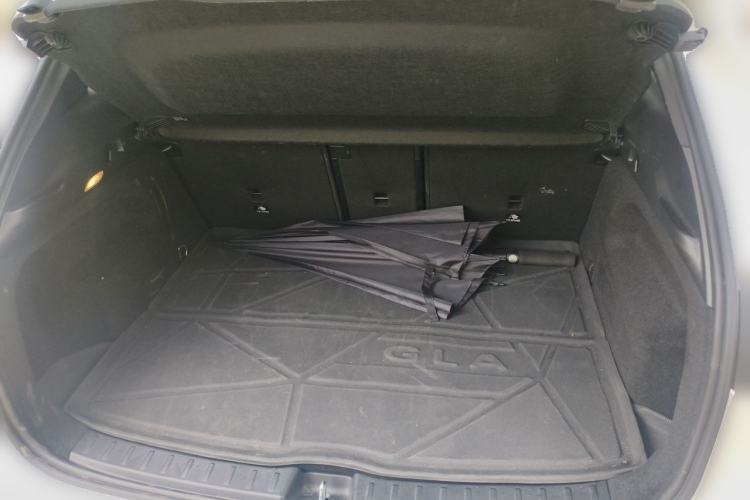 Used Mercedes-Benz GLA 2020 GLA 180 Trunk