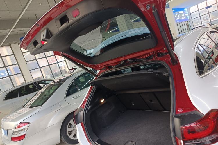 Used Mercedes-Benz GLA 2020 GLA 200 Trunk