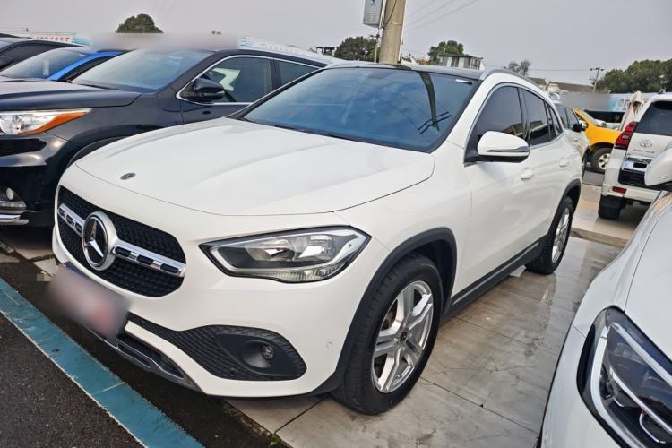 Used Mercedes-Benz GLA 2020 GLA 180 Guazi used car, China used car export, Used car for sale, Used  cars, Cheapest cars for sale