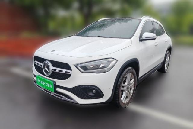 Mercedes-Benz GLA 2020 GLA 180 usata