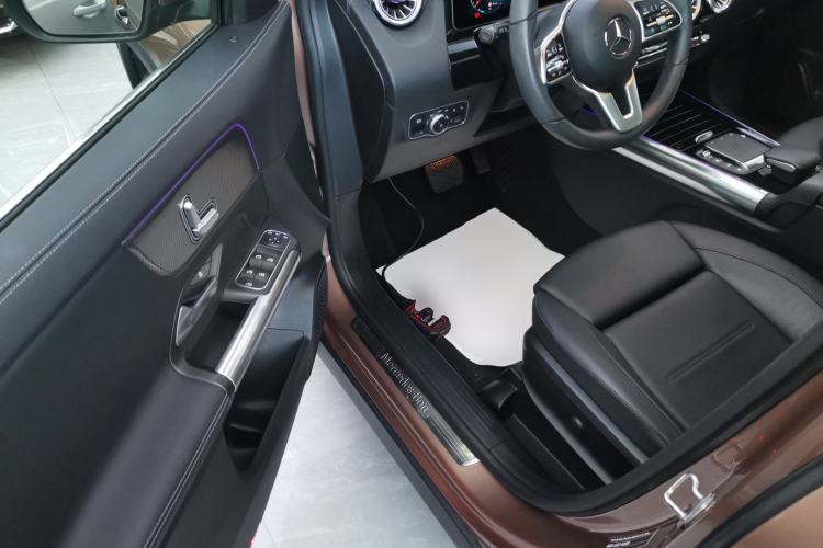 Used Mercedes-Benz GLA 2020 GLA 200 Driver Seat