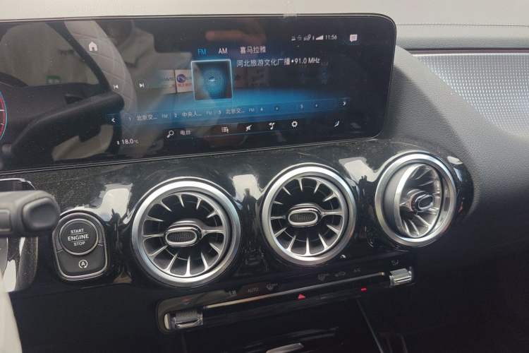 Used Mercedes-Benz GLA 2022 Facelifted GLA 200 Audio And AC Panel