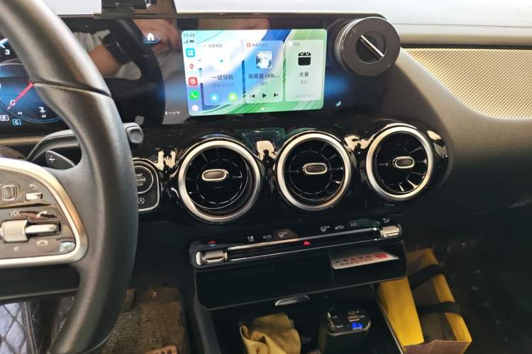 Used Mercedes-Benz GLA 2022 Second Facelift GLA 200 Audio And AC Panel