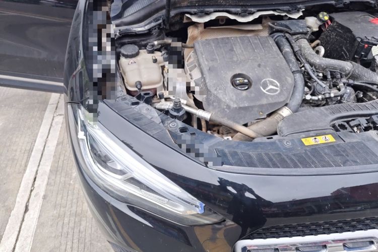 Used Mercedes-Benz GLA 2022 Second Facelift GLA 200 Engine Bay Right