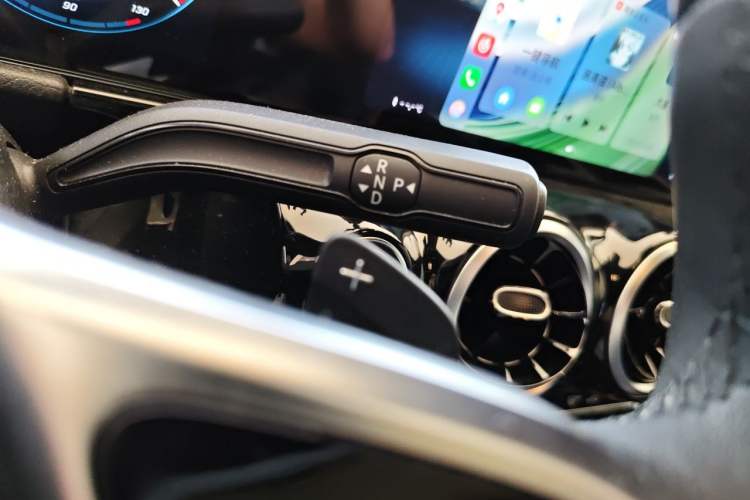 Used Mercedes-Benz GLA 2022 Second Facelift GLA 200 Gear Lever