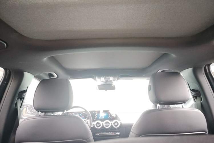 Used Mercedes-Benz GLA 2022 Facelifted GLA 200 Headliner