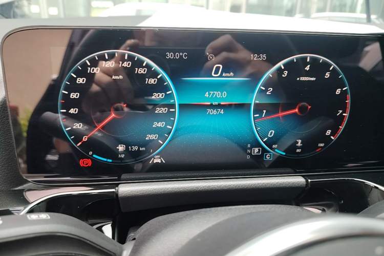 Used Mercedes-Benz GLA 2022 Facelifted GLA 200 Instrument Cluster