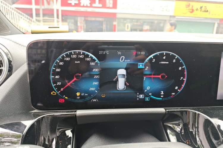 Used Mercedes-Benz GLA 2022 Second Facelift GLA 200 Instrument Cluster